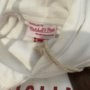 Brand NEW Mitchell and Ness sweatshirt- white